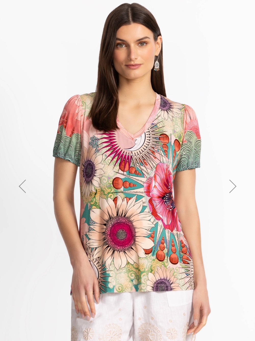 Johnny Was THE JANIE FAVORITE V‑NECK PUFF SLEEVE TEE